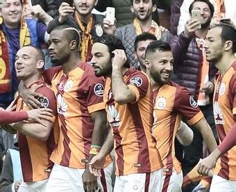 G­a­l­a­t­a­s­a­r­a­y­ ­K­a­r­a­b­ü­k­s­p­o­r­­u­ ­r­a­h­a­t­ ­g­e­ç­t­i­